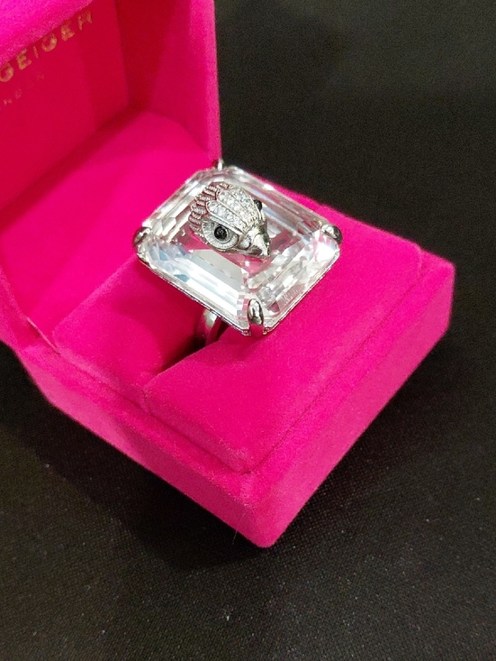 Kurt Geiger Jewelry - KURT GEIGER LONDON EAGLE CRYSTAL RING SIZE 9